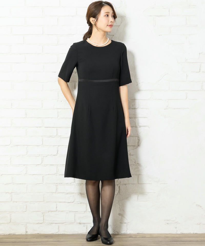 【ストッキング付9点セット】サテンラインベーシックブラックフォーマルアンサンブル