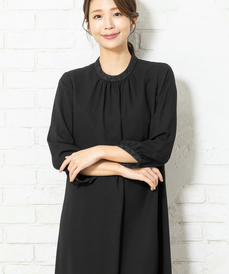 アンフィニ 二重織ジャケット&ジョーゼットレースワンピース アンフィニ 二重織ジャケット&ジョーゼットレースワンピース