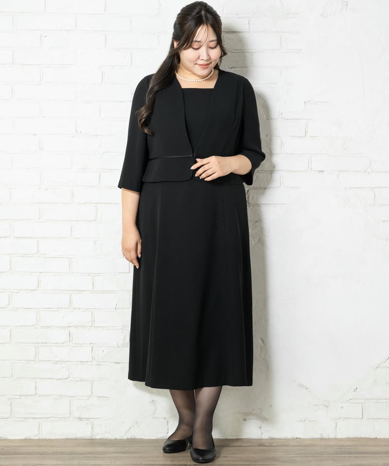 ロング丈2ピースアンサンブル風ブラックワンピース