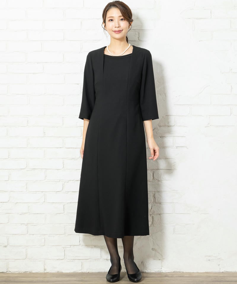 アンフィニ　バーズアイ・サテン切替ジャケット＆ベーシックストレッチワンピース