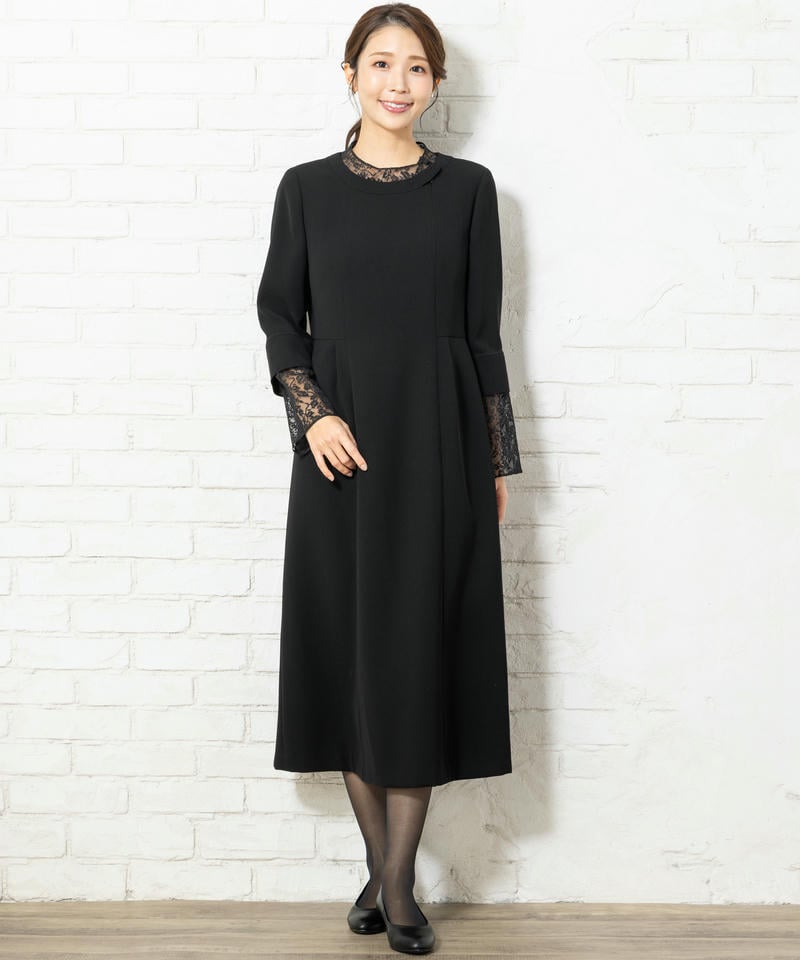 アンフィニ　ラッセルレース使いロングフレアーワンピース