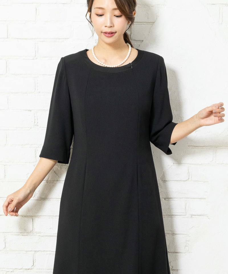 ソリテール　ショールカラーサテン切替アンサンブル