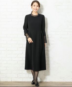 INFINE; アンフィニ　ラッセルレース使いロングフレアーワンピース