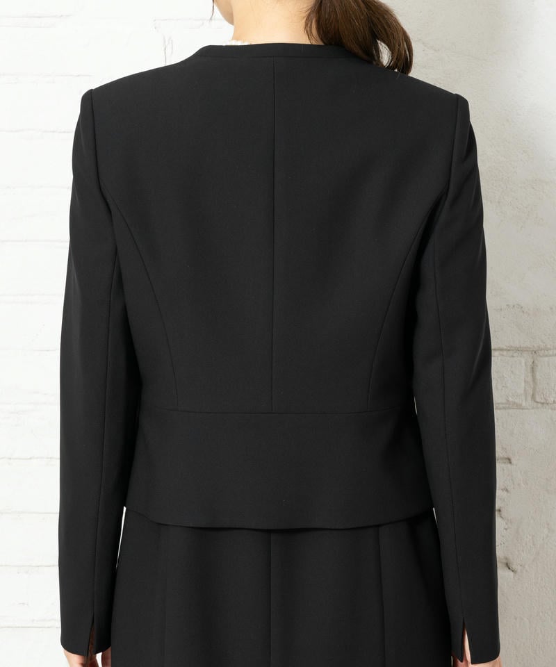 サテン二重襟ジャケット&セットアップ風ミディ丈Iラインワンピース サテン二重襟ジャケット&セットアップ風ミディ丈Iラインワンピース