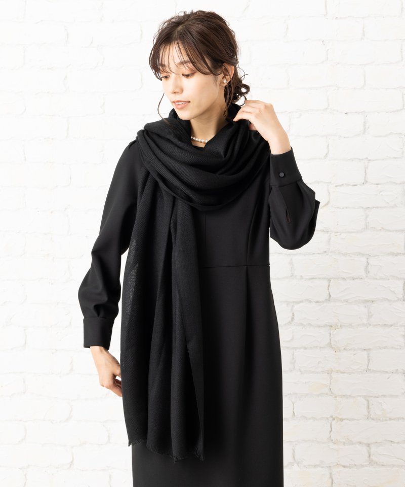 カレット　ブラックフォーマルストール