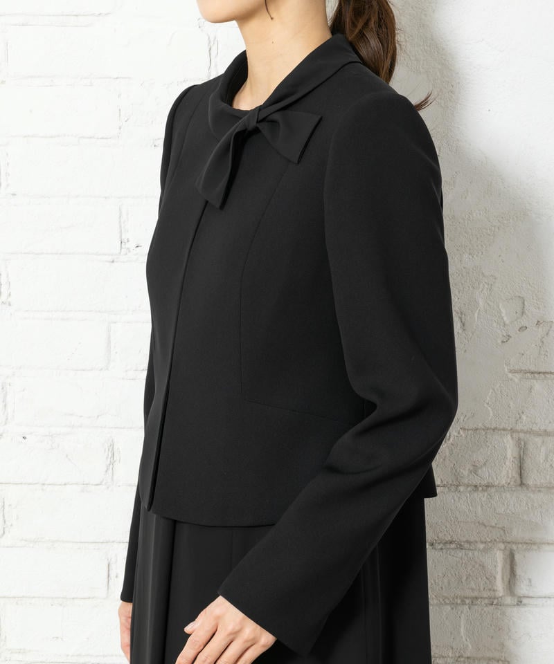 アンフィニ　ベーシックノーカラージャケット＆ジョーゼットリボンワンピース