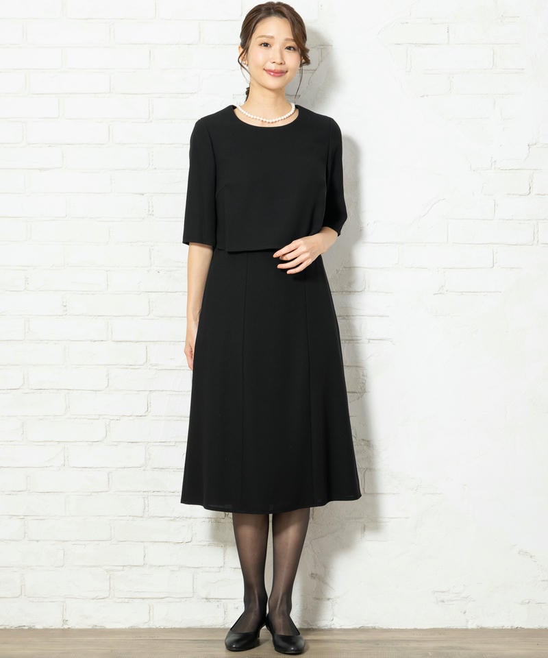 ソリテール ノーカラージャケット&レイヤードワンピース ソリテール ノーカラージャケット&レイヤードワンピース