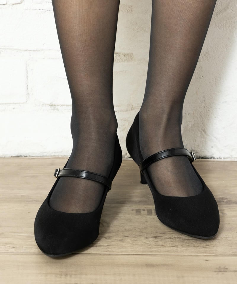 ストラップサテンパンプス