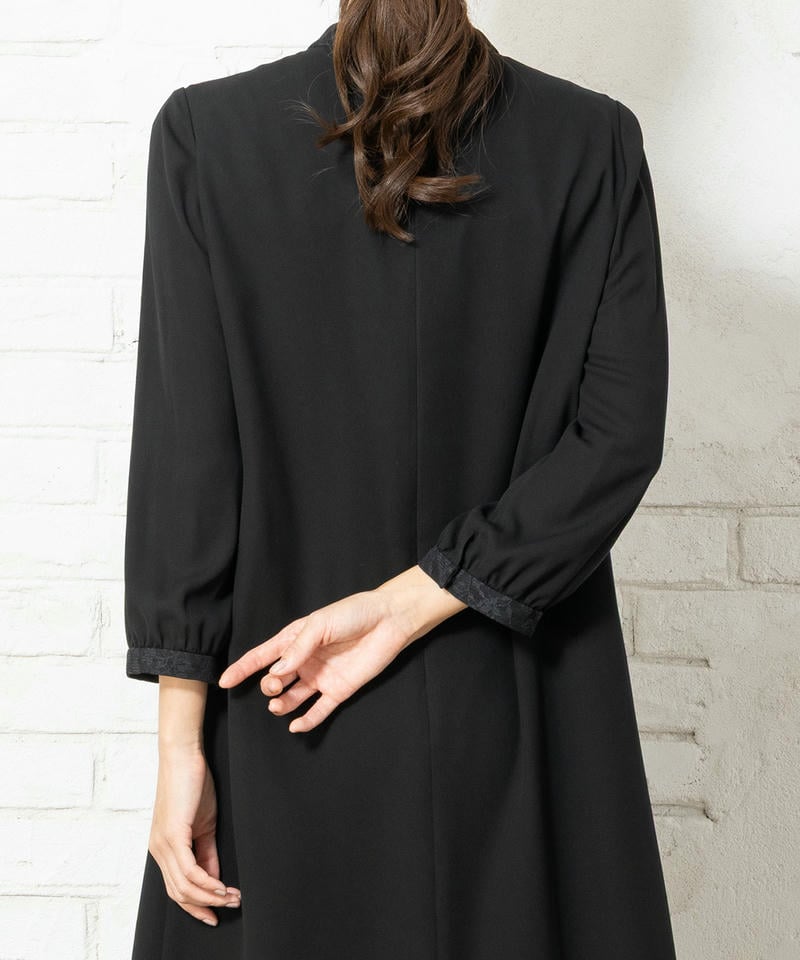 アンフィニ 二重織ジャケット&ジョーゼットレースワンピース アンフィニ 二重織ジャケット&ジョーゼットレースワンピース