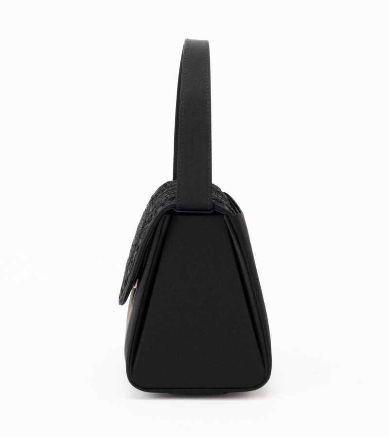 岩佐　コード刺繍被せフォーマルバッグ