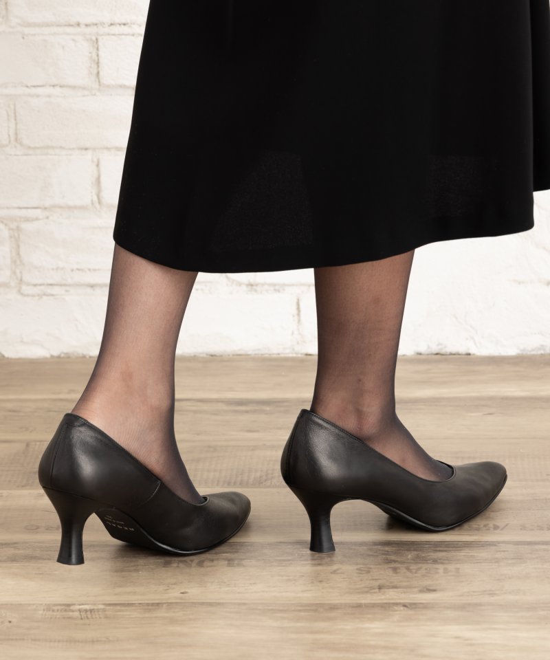 リーガル ポインテッドプレーンフォーマルパンプス6.5㎝ヒール/24(E) リーガル ポインテッドプレーンフォーマルパンプス6.5㎝ヒール/24(E)