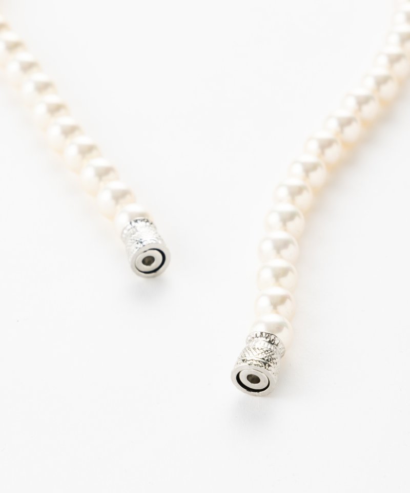 エメ　マグネット留め貝パールネックレス　アイボリーホワイト/8mm玉・40cm