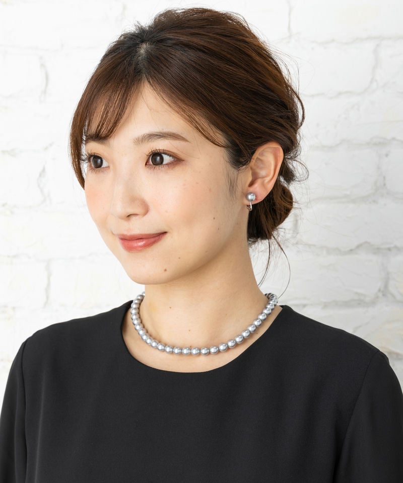 エメ 【2点セット】貝パールネックレス・イヤリングセット グレー/8mm玉・39cm エメ 【2点セット】貝パールネックレス・イヤリングセット グレー/8mm玉・39cm