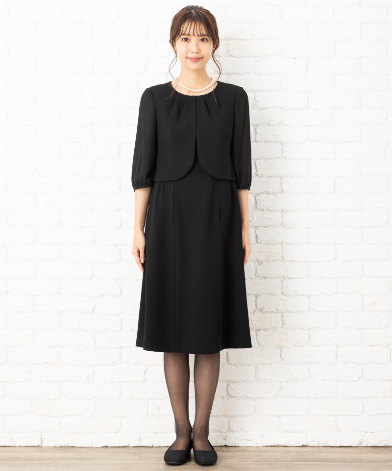 カレット　リボンブローチ付ノーカラージャケット&ドッキングワンピースアンサンブル/LL(13号)