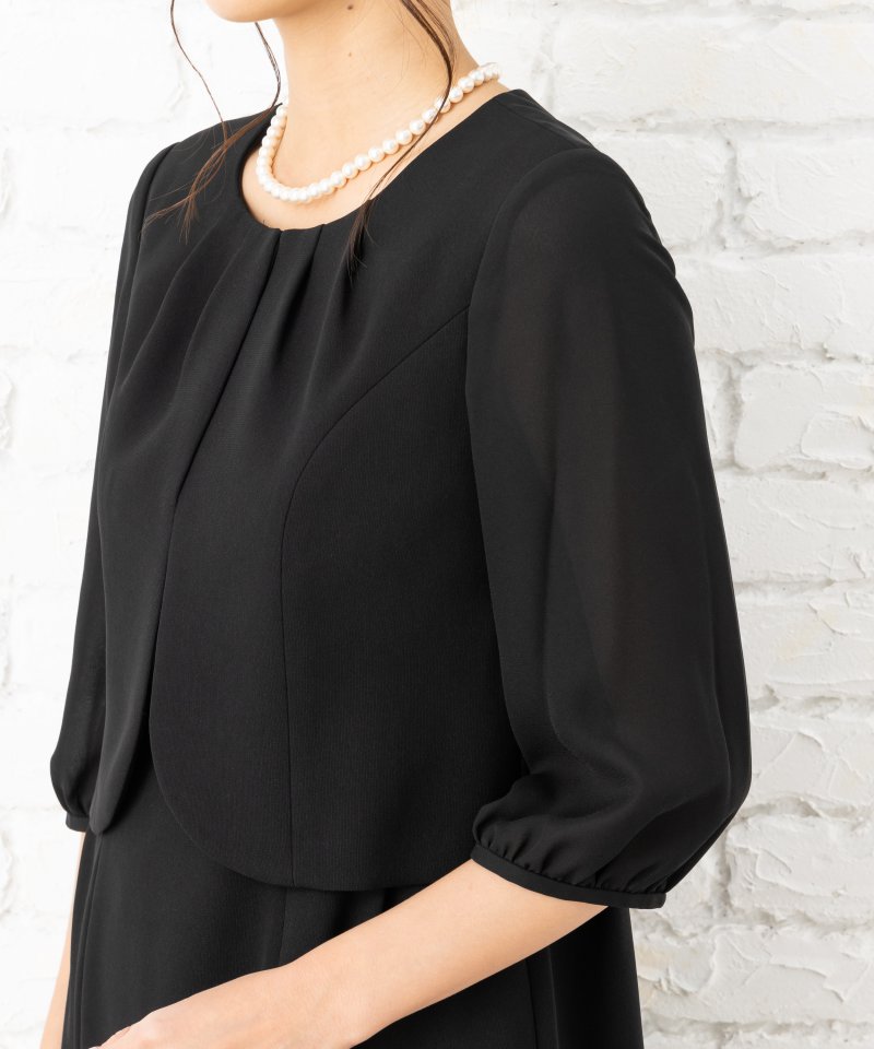 カレット　リボンブローチ付ノーカラージャケット&ドッキングワンピースアンサンブル/LL(13号)