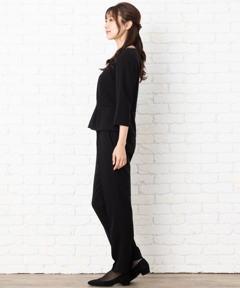 カレット　ショートペプラムブラウス&テーパードパンツセットアップ/LL(13号)