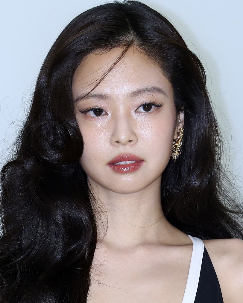 Jennie Vole la Vedette aux Métiers d’Art 2026 de Chanel à Séoul