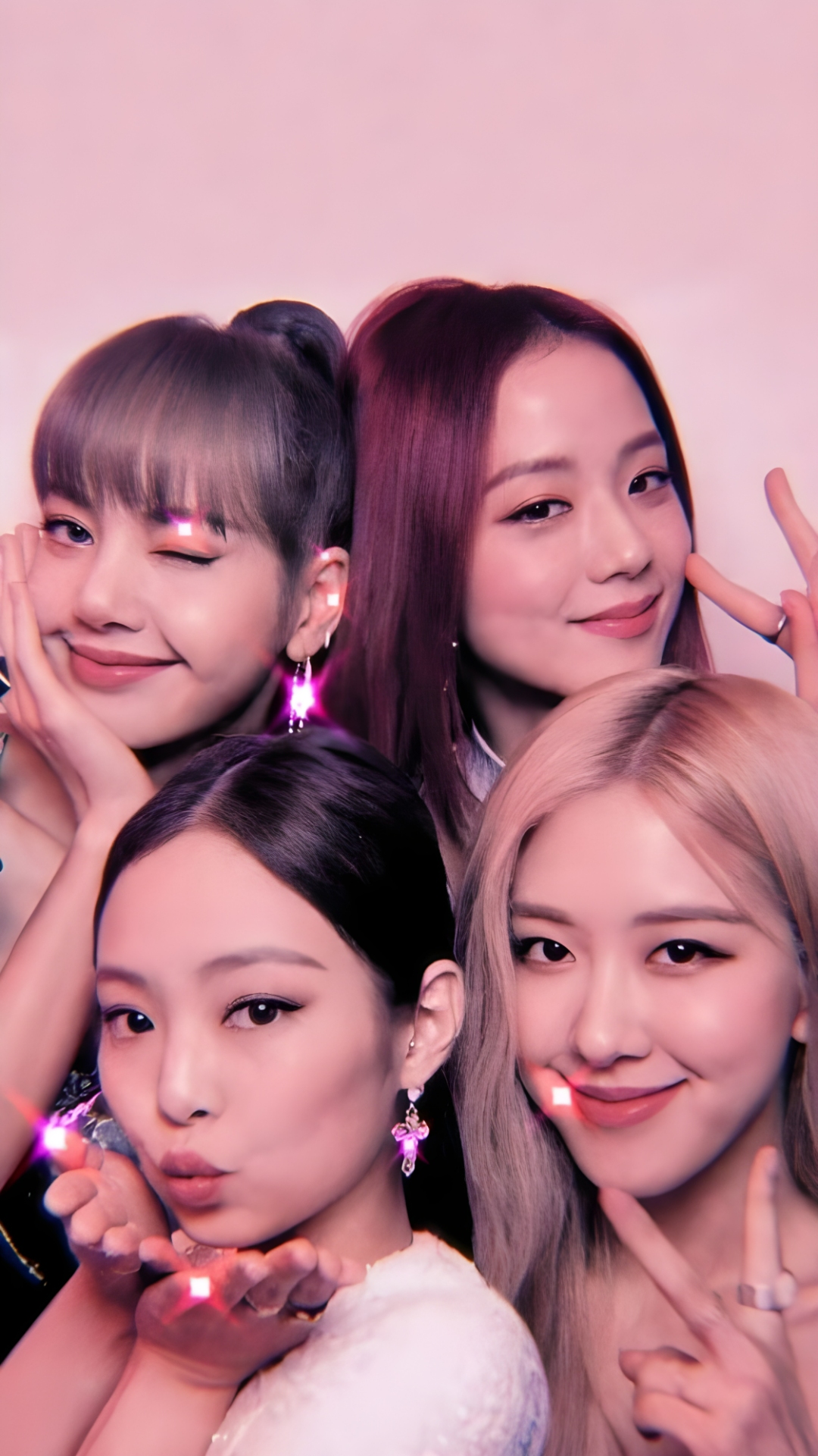 BLACKPINK — Sparkle Selfie Queens