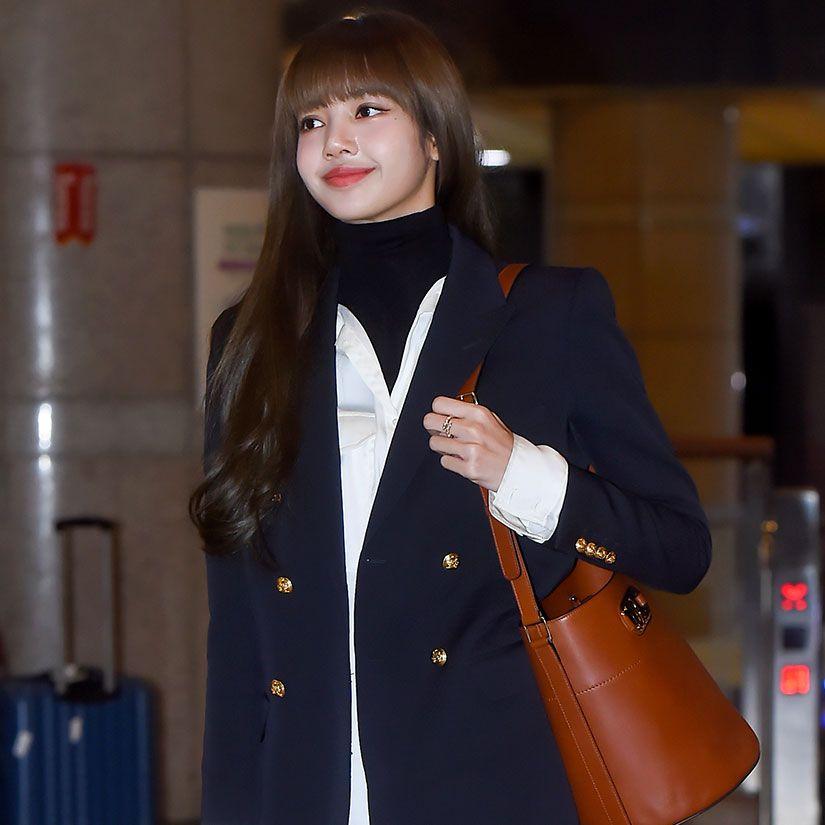 LISA 파리 포착 — 대형 프로젝트 임박!