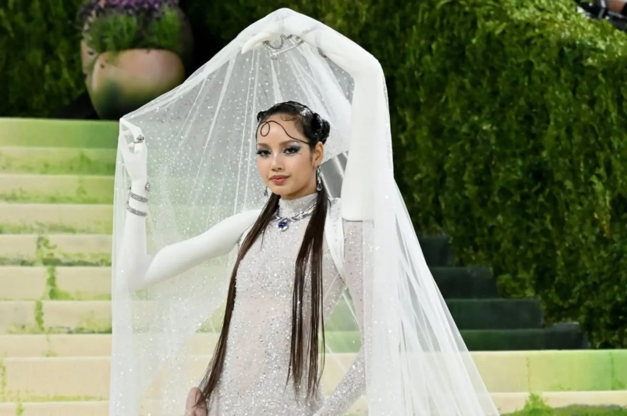 LISA shocks fans with four-arm Met Gala look
