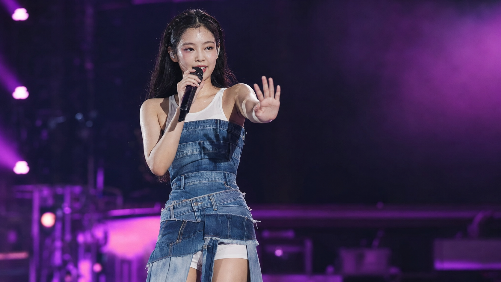 Jennie de BLACKPINK gère un problème de tenue au Summer Sonic 2026 de Tokyo !