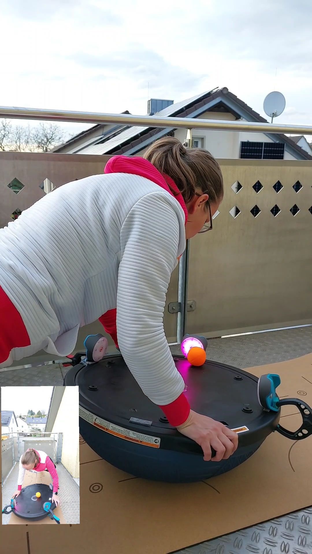 Hand-Eye-Coordination with Bosu Ball