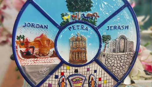 Explore Jordan souvenirs – highlights and tips.