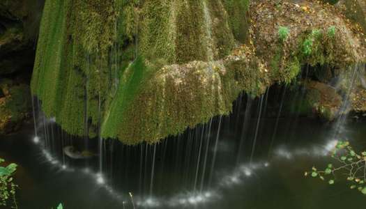 Natural wonder in Romania - travel guide.