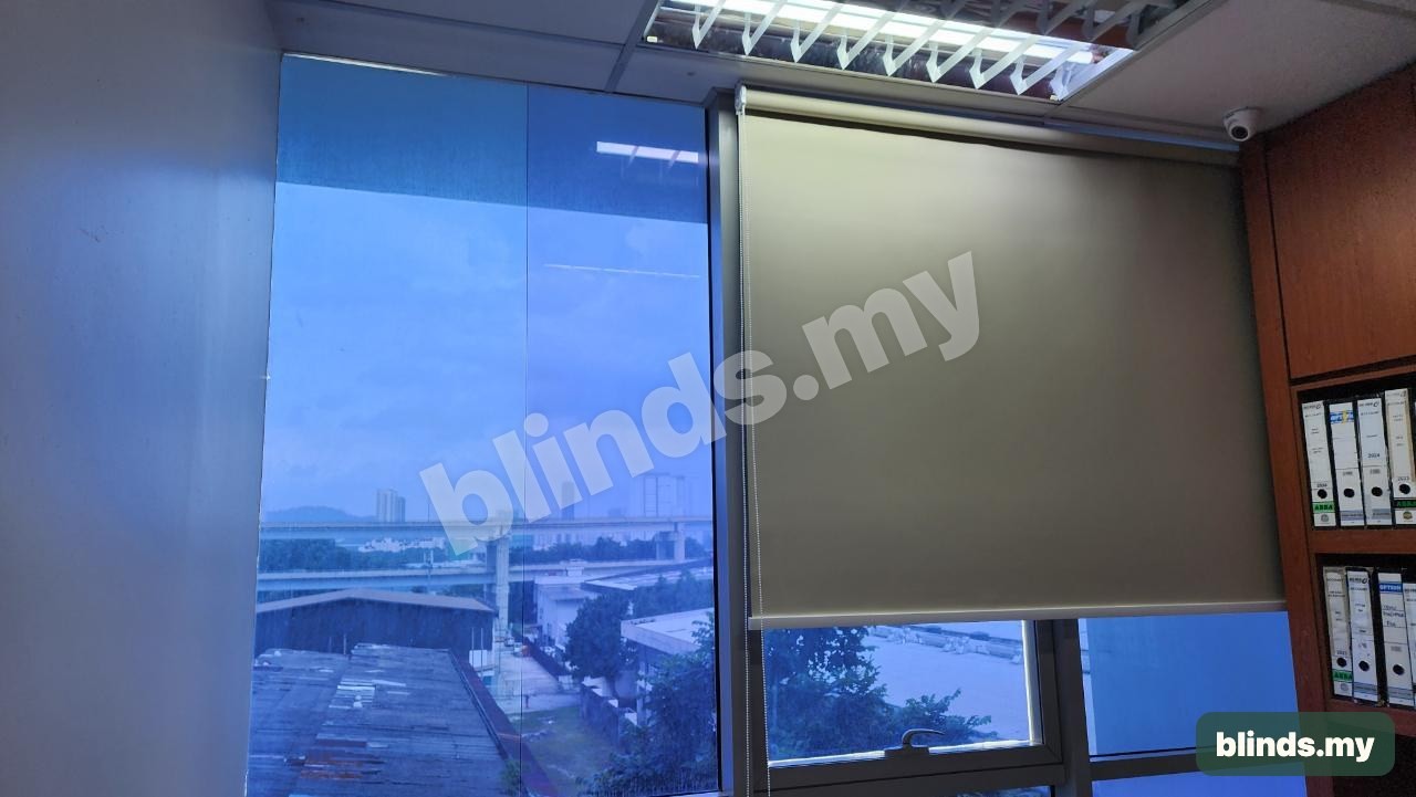 Before — Roller Blinds & 1 set convert into 42.5 and 35 and pasang balik installation Malaysia