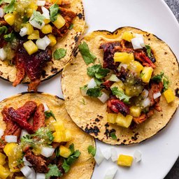 Tacos al pastor