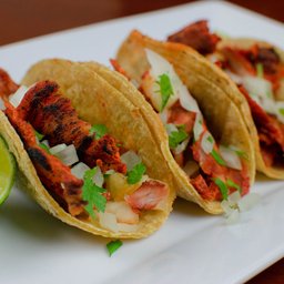 Tacos al pastor