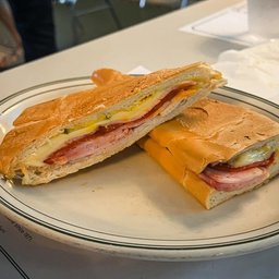 Versailles Restaurant, Miami