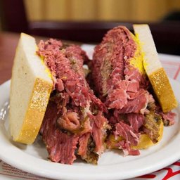 Smoked meat sandwich