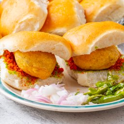 Vada pav