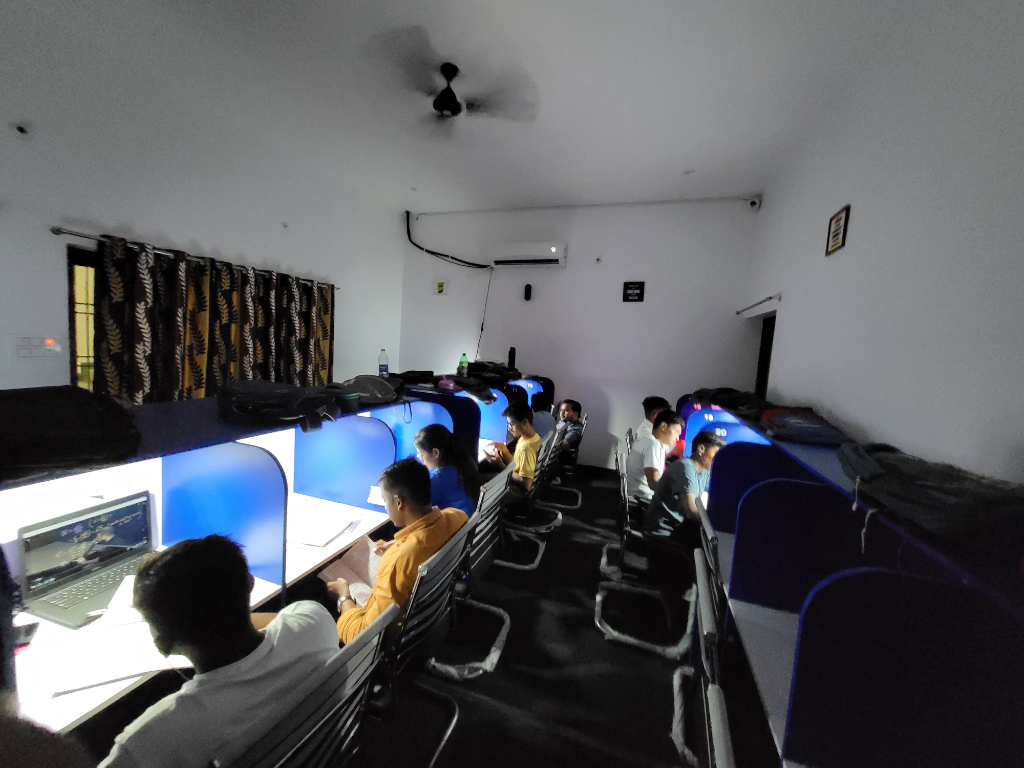 Rudra Library - Study Desk & Space 2 in Subhash nagar, Hardoi