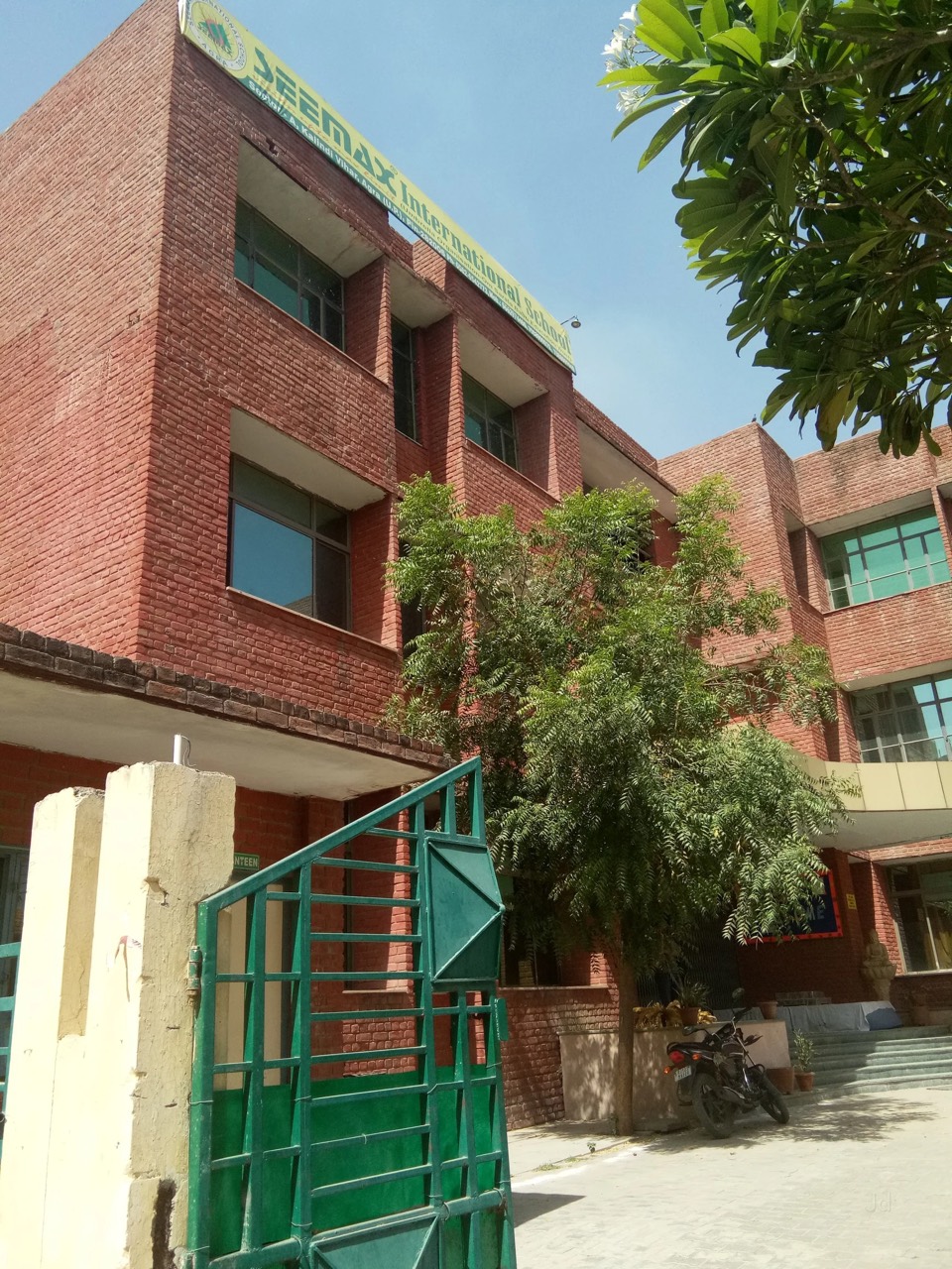 Seemax International School 3