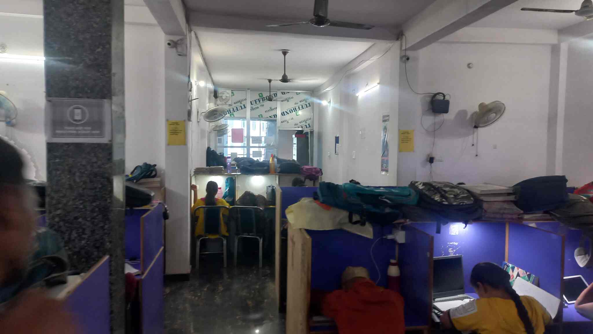 D Square Library 2