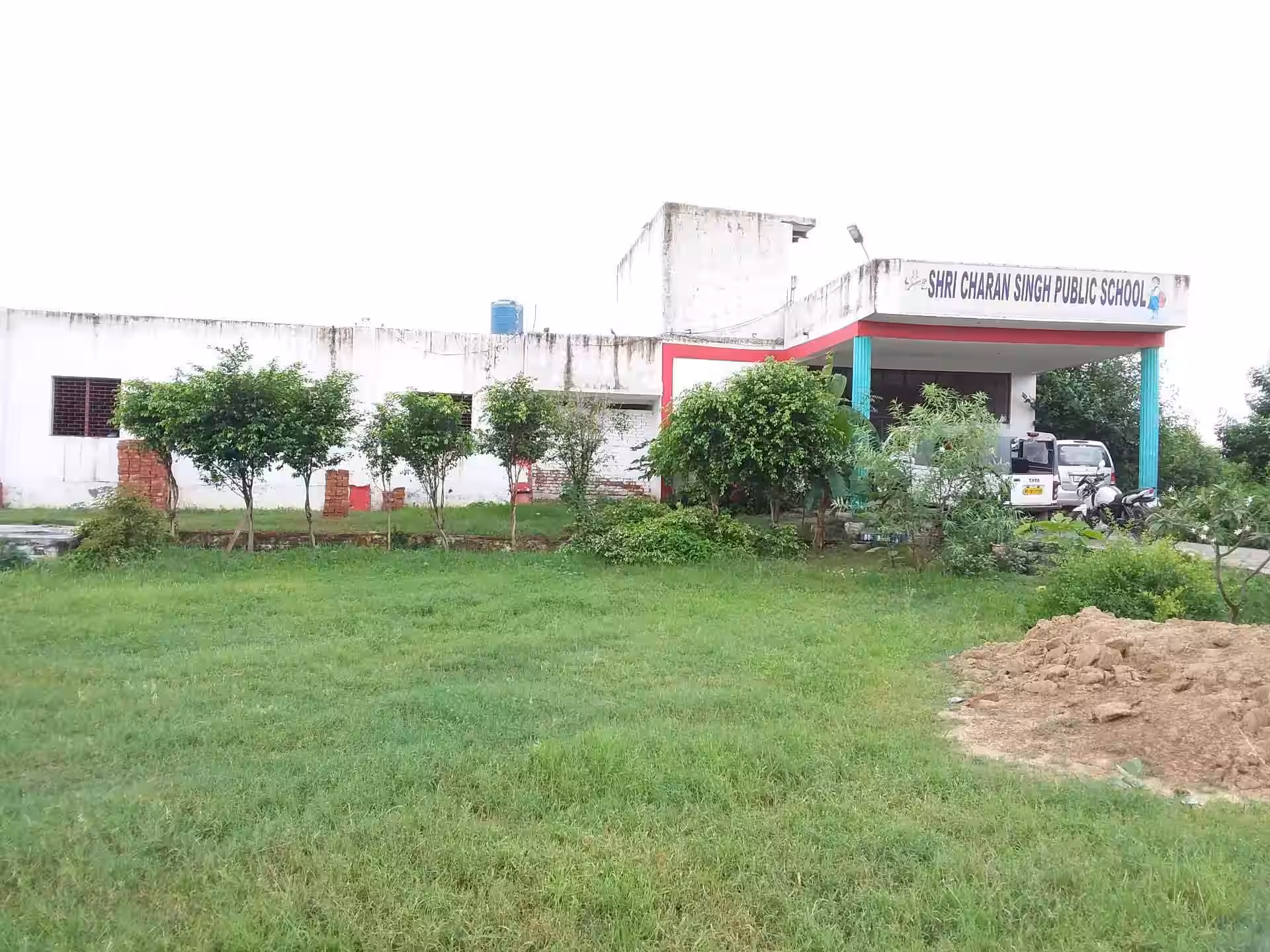 Shri Charan Singh Public School 1