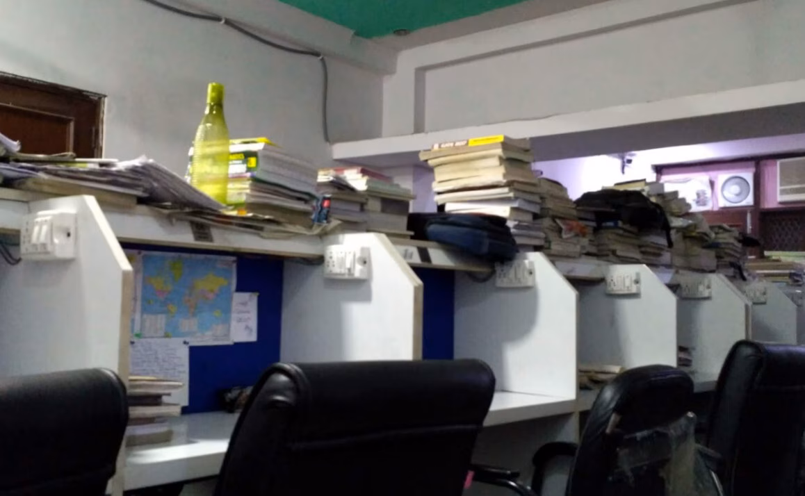 Friends Library 1