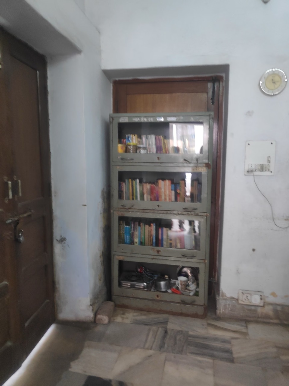 Hindi Academy 1