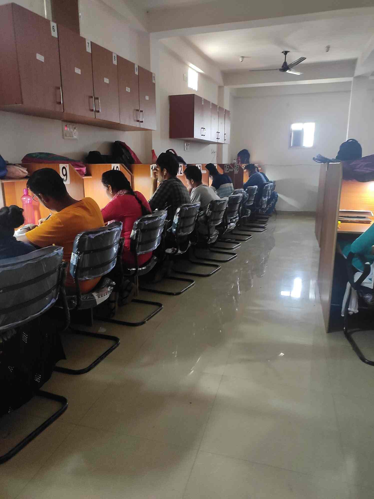 Deoria Student Library 1
