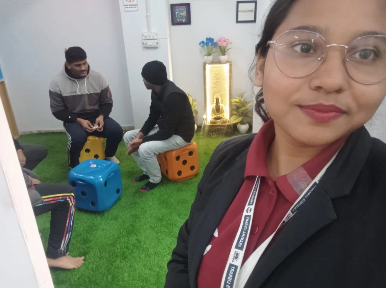 Friends Library (Largest & Luxuries Libraries Chain) 1