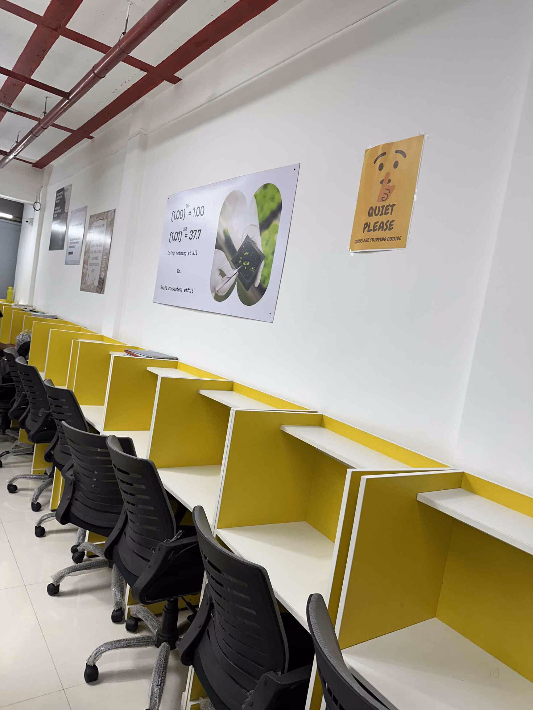 Soul Station - Study Room & Library 4