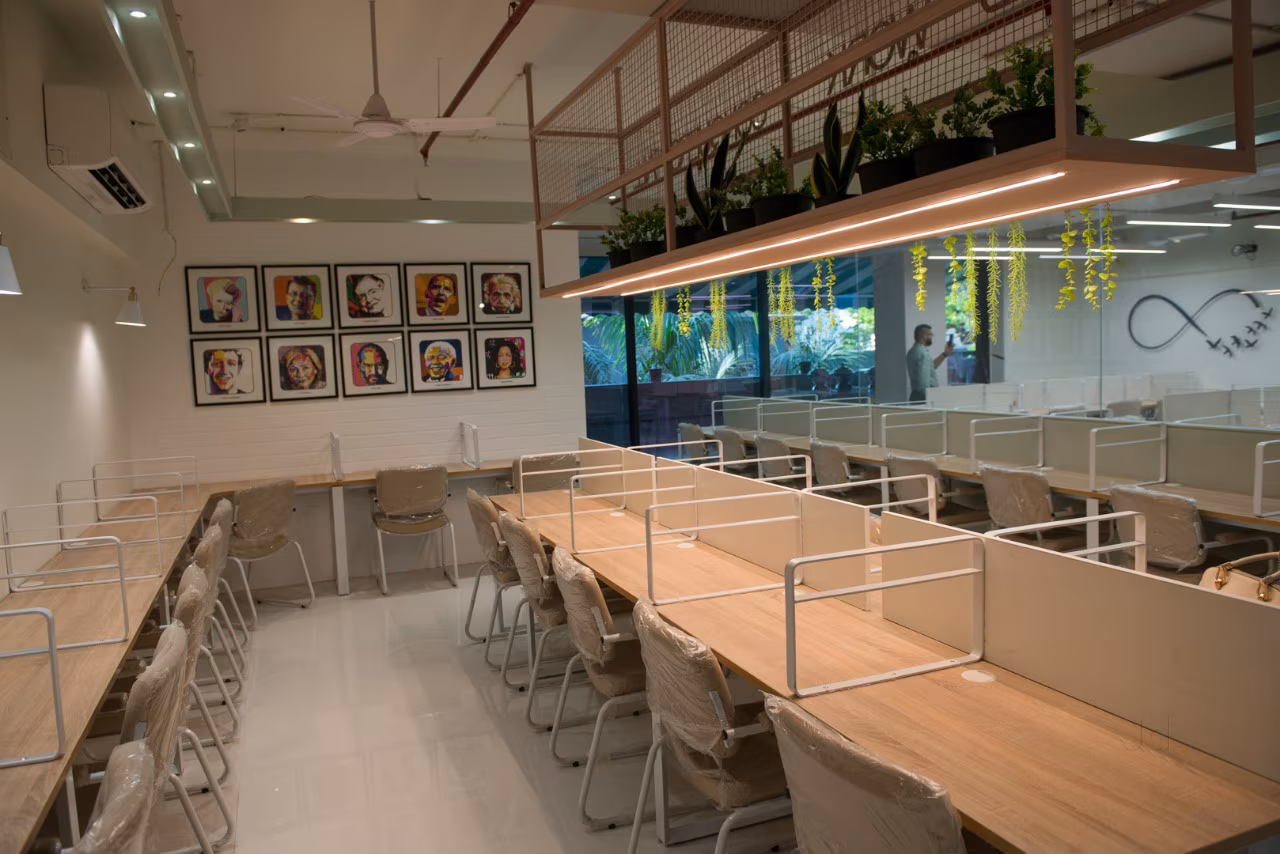 The Reading Square - Library and Study Room 1