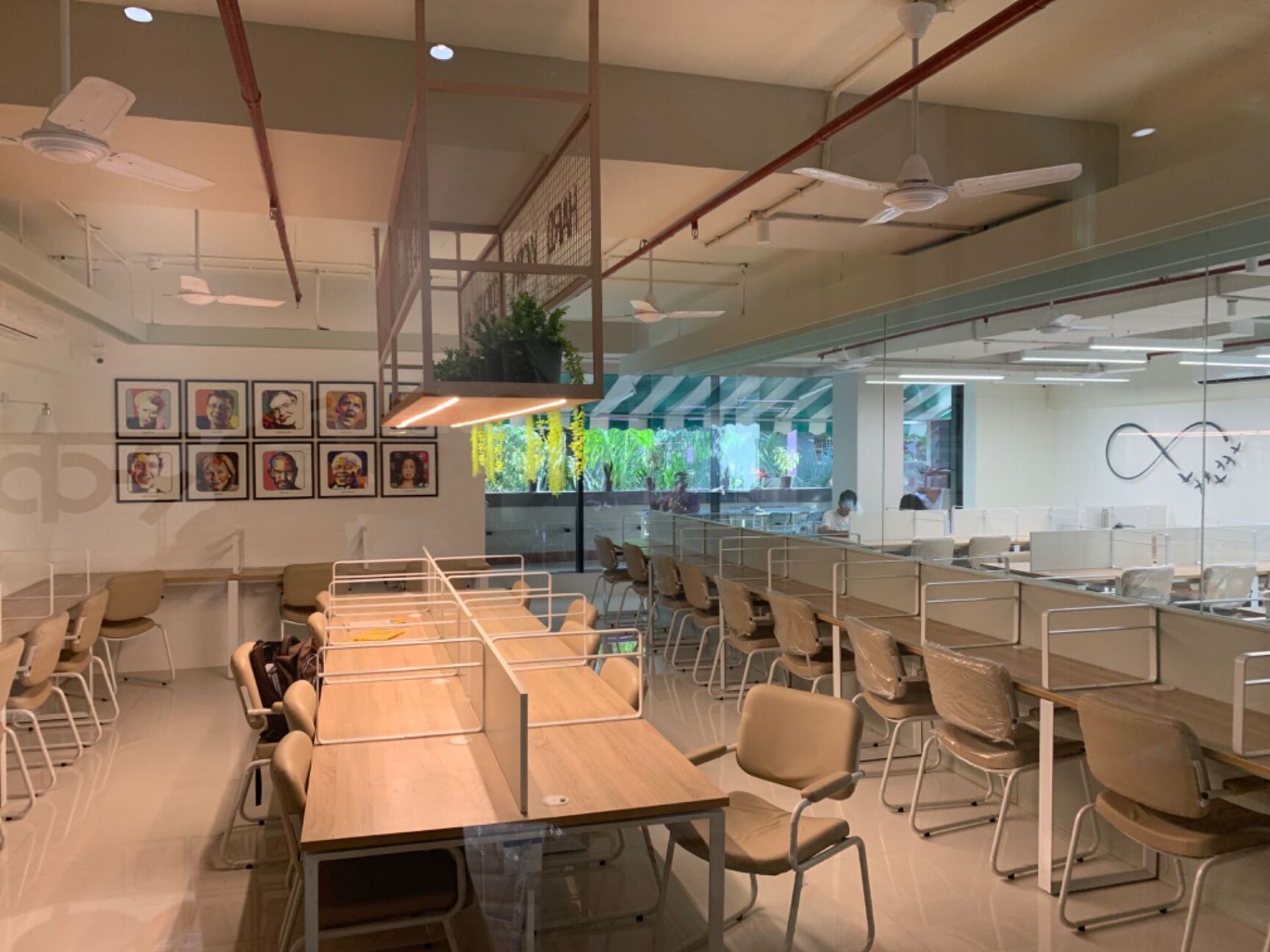 The Reading Square - Library and Study Room 4