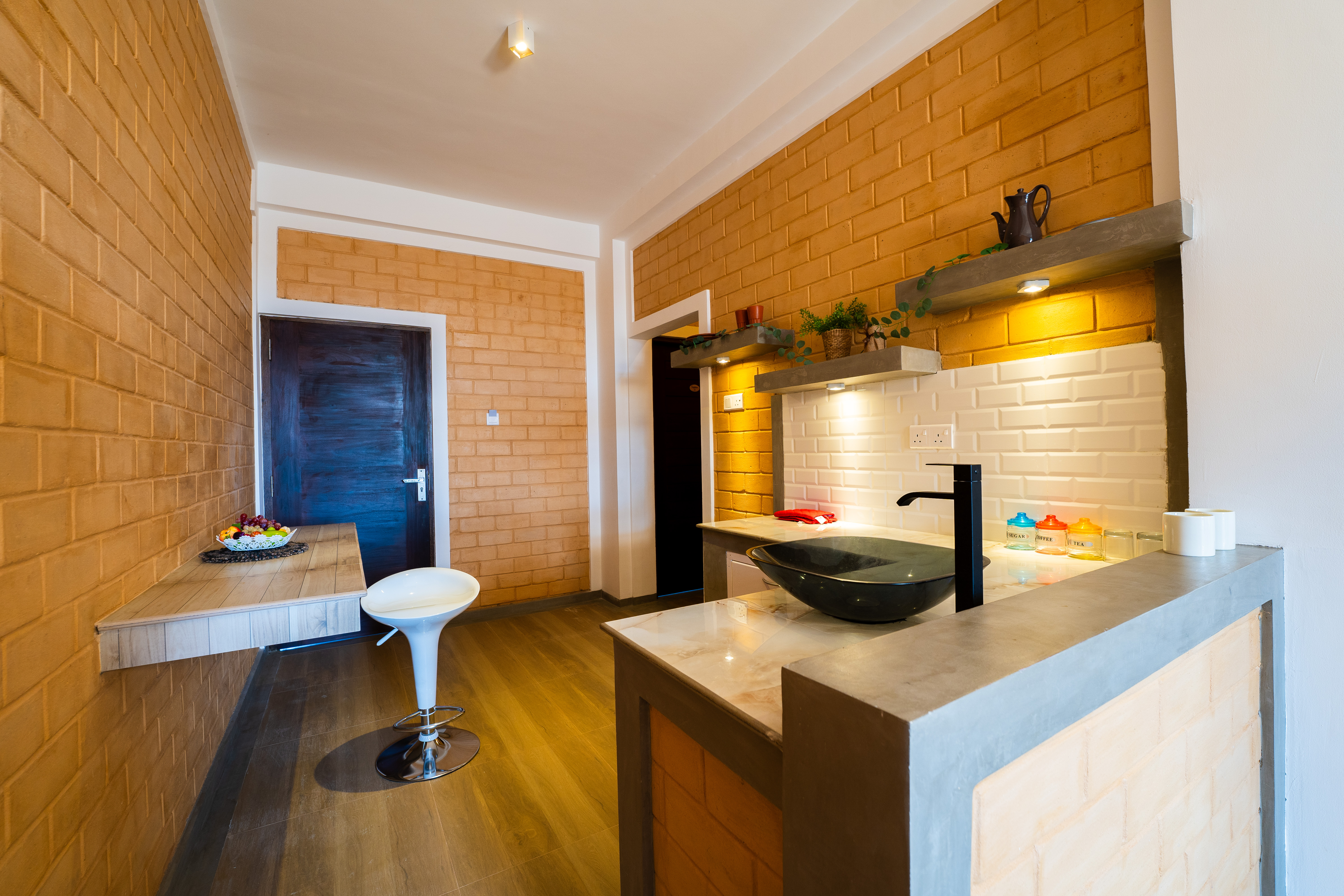 King Suite with Sea View - Photo 5