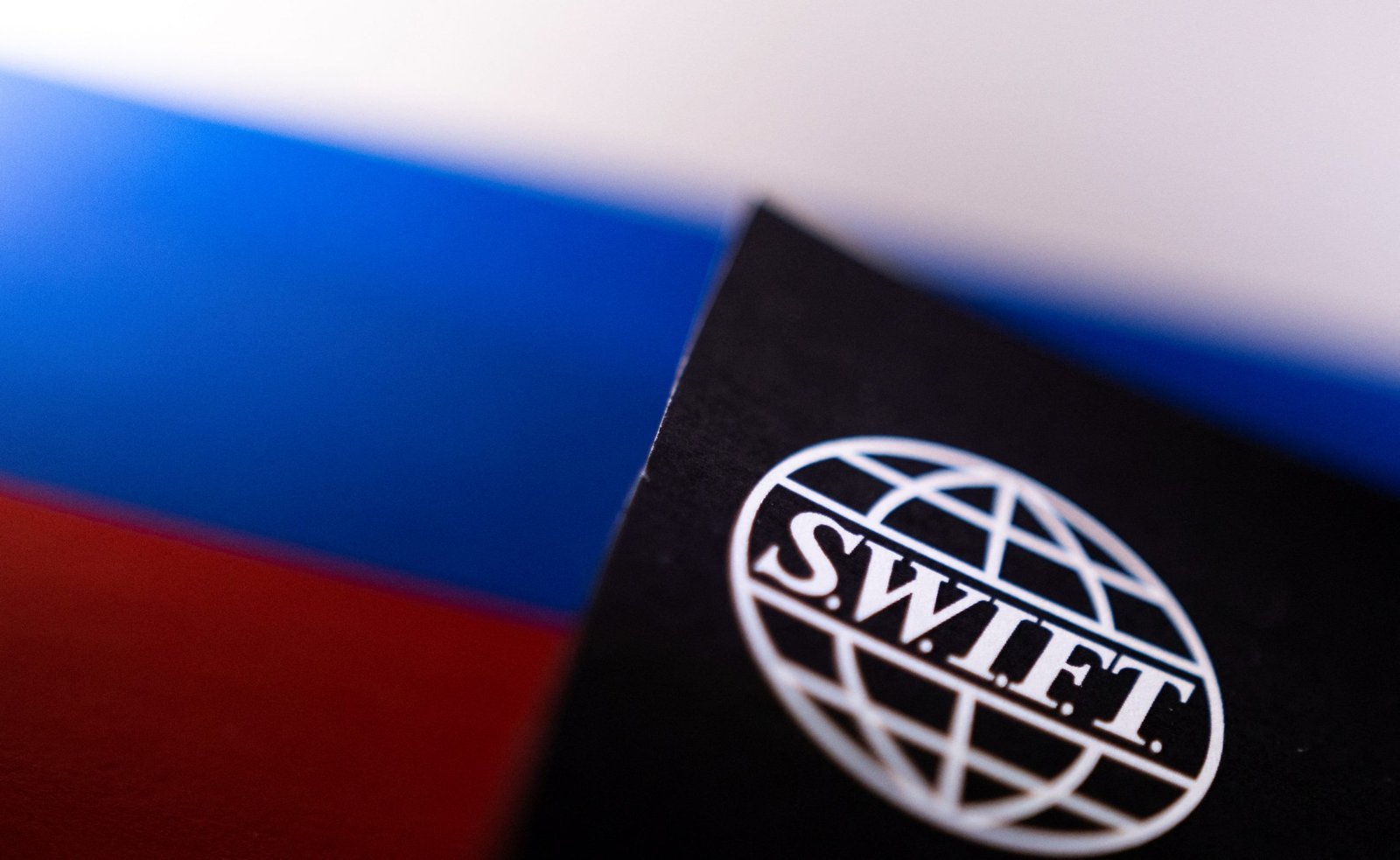Rusya, SWIFT Sisteminden Çıkarılırsa Ne Olur?