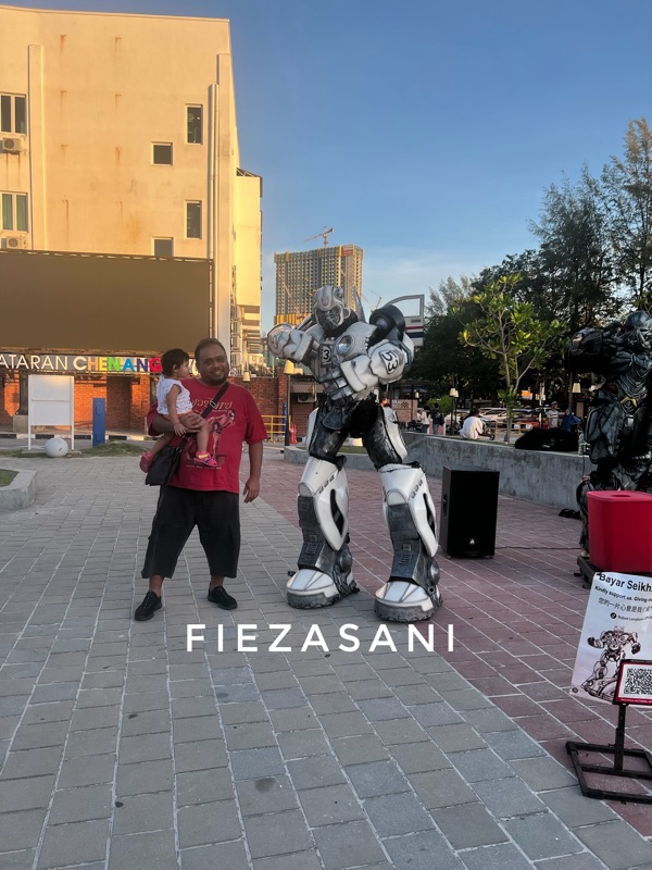 Fieza Sani, pantai cenang langkawi