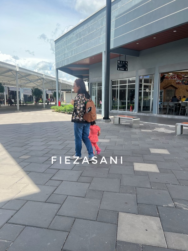 shopping padang besar