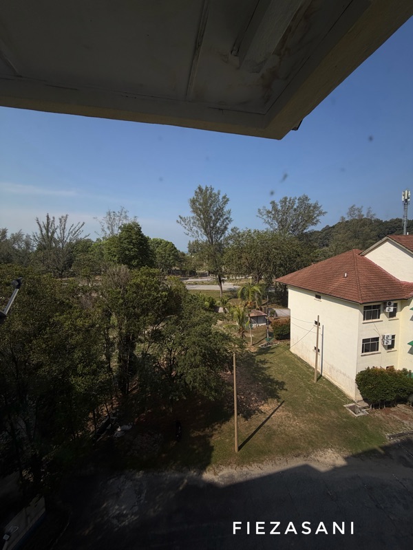 Teluk Batik Holiday Apartment